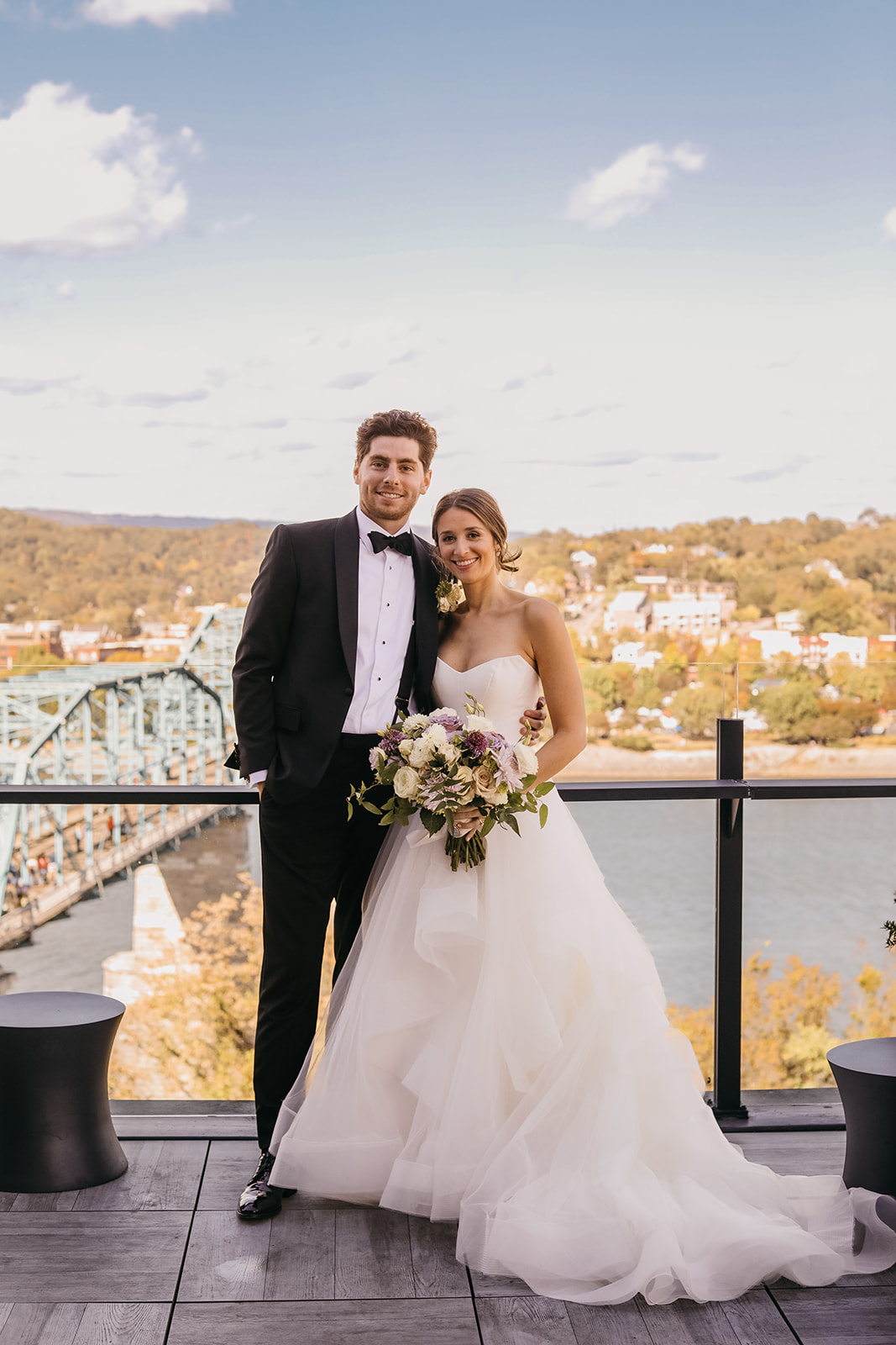 Bride and groom portrait in scenic overlook at a top Chattanooga outdoor wedding venue. 