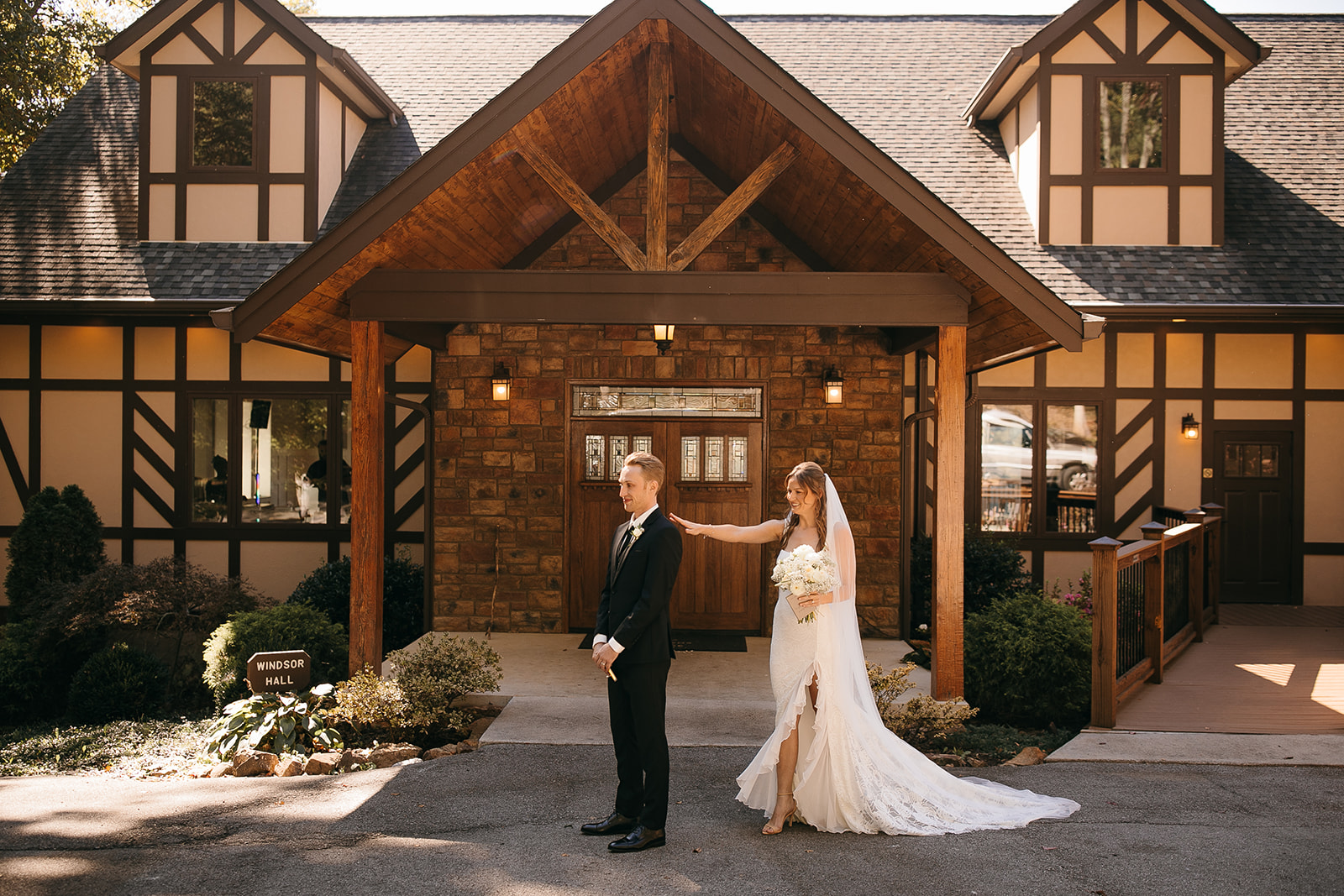 Bride and groom portrait first look moment at a wedding venue in Chattanooga, TN outdoors. 